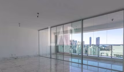 Apartamento à venda, 4 quartos, 2 suítes, 4 vagas, Vila da Serra - Nova Lima/MG