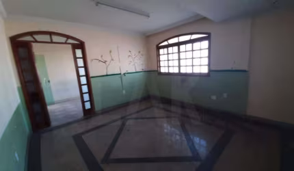 Casa Comercial à venda, 8 quartos, 2 vagas, São Paulo - Belo Horizonte/MG