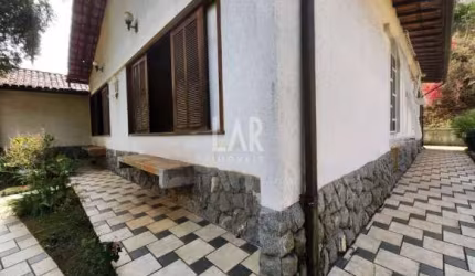 Casa em Condomínio à venda, 4 quartos, 1 suíte, 8 vagas, Vila Del Rey - Nova Lima/MG