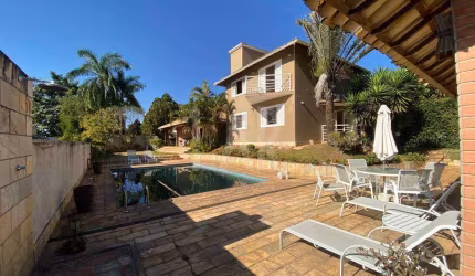 Casa em Condomínio à venda, 4 quartos, 2 suítes, 6 vagas, Braúnas - Belo Horizonte/MG