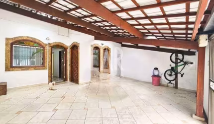 Casa Geminada à venda, 4 quartos, 1 suíte, 2 vagas, Santa Amélia - Belo Horizonte/MG