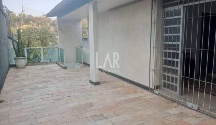 Casa à venda, 3 quartos, 1 suíte, 8 vagas, Coração Eucarístico - Belo Horizonte/MG