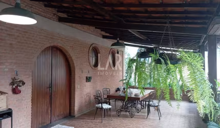 Casa à venda, 6 quartos, 3 suítes, 4 vagas, Cidade Nova - Belo Horizonte/MG