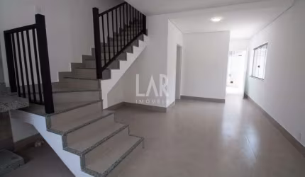 Casa Geminada à venda, 3 quartos, 2 suítes, 2 vagas, Oswaldo Barbosa Pena II - Nova Lima/MG