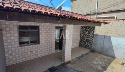 Casa para aluguel, 2 quartos, 1 vaga, Glória - Belo Horizonte/MG