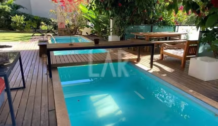 Casa de 5 quartos, sendo 2 suítes em Condomínio Fechado em Nova Lima