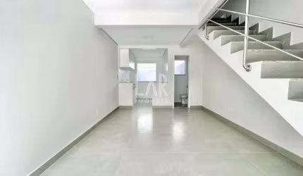 Casa Geminada à venda, 2 quartos, 1 suíte, 2 vagas, Planalto - Belo Horizonte/MG