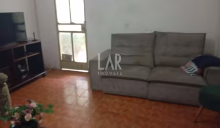 Casa à venda, 5 quartos, 1 suíte, 1 vaga, Sagrada Família - Belo Horizonte/MG