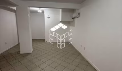 Sala comercial à venda na Rua Luiz Fagundes, 245, Praia Comprida, São José por R$ 250.000