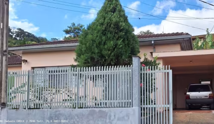 Casa para Venda em Caldas, Pocinhos do Rio Verde, 3 dormitórios, 1 suíte, 1 banheiro, 2 vagas