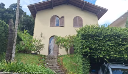 Casa para Venda em Poços de Caldas, Jardim dos Estados, 3 dormitórios, 1 suíte, 2 banheiros, 2 vagas