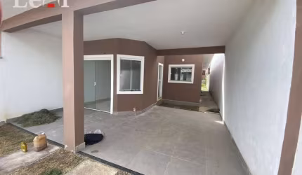 Linda casa de 2 quartos e suíte em Ponta Negra - Maricá