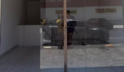 Loja disponível para locação – Loja 7, Avenida