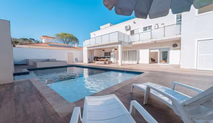 Casa com 5 dormitórios à venda, 500 m² por R$ 1.800.000,00 - Haras Bela Vista - Vargem Grande Paulista/SP
