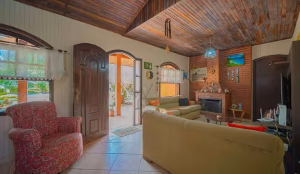 Casa com 4 Quartos  à venda no Condomínio Pinheiros Tênis Village - Cotia/SP