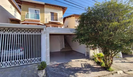 Casa com 2 quartos à venda, 165 m² por R$ 649.990 - Condomínio Villa D Este - Cotia/SP