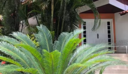 Linda Casa dentro de Condomínio - Pendotiba