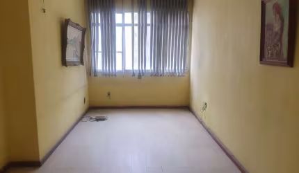 Apartamento 2&#170; quadra da praia de Icaraí