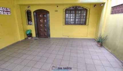 Taboão da Serra, Sobrado no Centro!