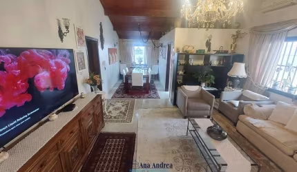 Taboão da Serra, casa térrea com edícula