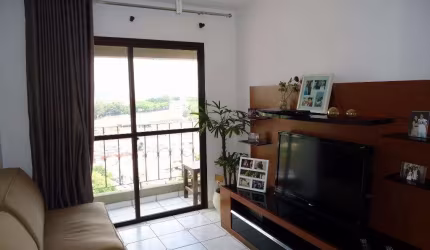 Apartamento em Vila Liviero  -  São Paulo