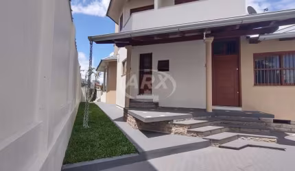 Casa com 4 quartos à venda na Rua Vereador Antônio Ferreira Alves, 765, Centro, Canoas por R$ 1.199.000