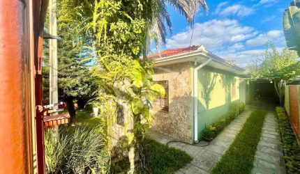 Casa com 3 quartos à venda na Rua Victor Kessler, 250, Centro, Canoas por R$ 1.099.000