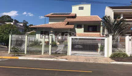 Casa com 3 quartos à venda na Rua Áustria, 271, Moinhos De Vento, Canoas por R$ 1.810.000