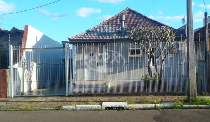 Casa com 4 quartos à venda na Rua André da Rocha, 109, Centro, Canoas por R$ 900.000