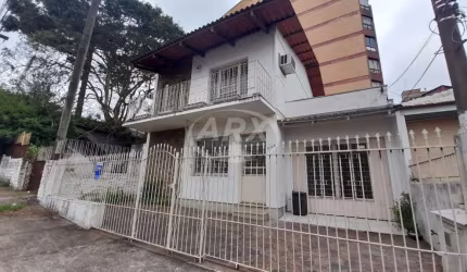 Casa com 7 quartos à venda na Rua Caetés, 246, Centro, Canoas por R$ 650.000