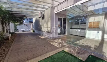 Casa com 3 quartos à venda na Rua Henrique Kranen Filho, 205, Estância Velha, Canoas por R$ 799.000