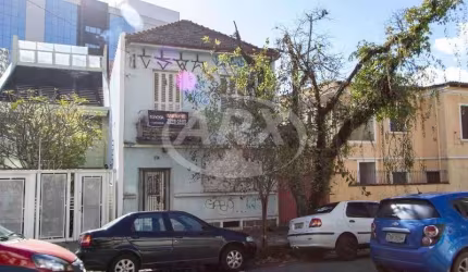 Casa com 5 quartos à venda na Rua Tiradentes, 114, Independência, Porto Alegre por R$ 435.000