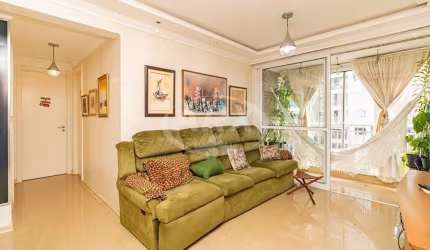 Apartamento com 3 quartos à venda na Beco Andaraí, 675, Passo da Areia, Porto Alegre por R$ 720.000