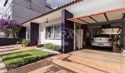 Casa com 3 quartos à venda na Rua Ministro Oliveira Lima, 405, São Sebastião, Porto Alegre por R$ 699.800