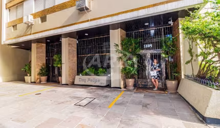 Apartamento com 3 quartos à venda na Rua Duque de Caxias, 1304, Centro Histórico, Porto Alegre por R$ 510.000