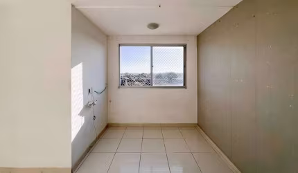 Apartamento com 2 quartos à venda na Rua Antônio Lourenço Rosa, 180, Mato Grande, Canoas por R$ 159.900