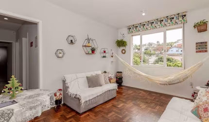 Apartamento com 3 quartos à venda na Rua Artur Azevedo, 220, Partenon, Porto Alegre por R$ 211.000