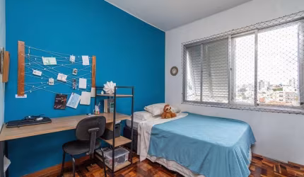 Apartamento com 3 quartos à venda na Rua Professor Duplan, 25, Rio Branco, Porto Alegre por R$ 425.000