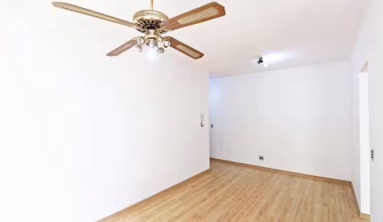 Apartamento com 1 quarto à venda na Avenida Teresópolis, 2550, Teresópolis, Porto Alegre por R$ 200.000