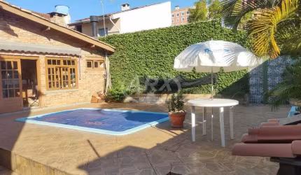 Casa com 5 quartos à venda na dos Flamboiant, 547, Igara, Canoas por R$ 980.000