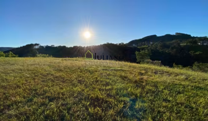 TERRENO PLANO À VENDA em condomínio fechado  - Costa da Serra - RANCHO QUEIMADO/SC