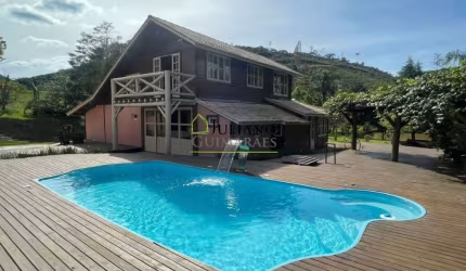 ÓTIMO SÍTIO COM ÁREA DE LAZER COMPLETA, À VENDA, próximo ao CENTRO de RANCHO QUEIMADO/SC