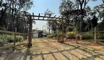 CASA NOVA á venda em CONDOMÍNIO FECHADO em RANCHO QUEIMADO SC