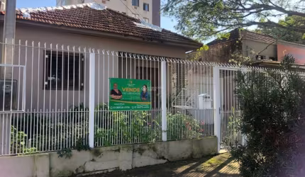 Casa com 3 quartos à venda na Avenida Benno Mentz, 1003, Vila Ipiranga, Porto Alegre, 330 m2 por R$ 599.990