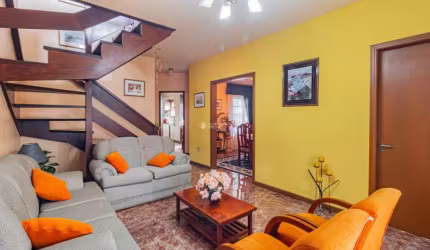 Casa com 4 quartos à venda na VINTE E UM DE ABRIL, 85, Vila Jardim América, Cachoeirinha, 171 m2 por R$ 800.000