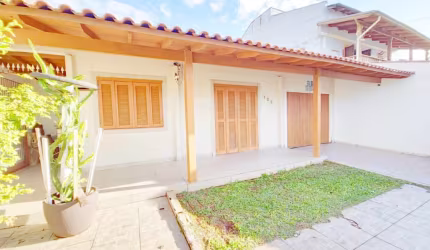 Casa com 3 quartos à venda na Roque Pesenato, 125, Parque Granja Esperança, Cachoeirinha, 200 m2 por R$ 400.000