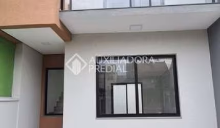 Casa com 3 quartos à venda na Rua Tijuca, 650, Parque da Matriz, Cachoeirinha, 93 m2 por R$ 495.000