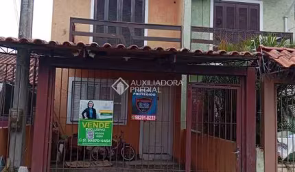 Casa com 2 quartos à venda na Emílio Alcides da Rosa, 52, Parque Granja Esperança, Cachoeirinha, 117 m2 por R$ 225.000