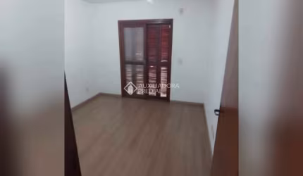 Casa com 2 quartos à venda na Miramar, 280, Jardim Betânia, Cachoeirinha, 69 m2 por R$ 310.000