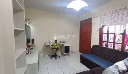 Casa com 2 quartos à venda na Rua Alamo, 80, Jardim do Bosque, Cachoeirinha, 186 m2 por R$ 250.000
